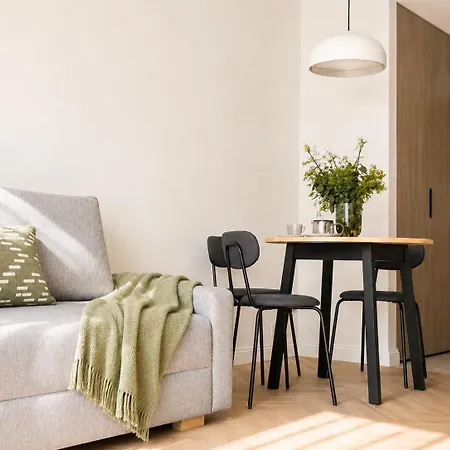 Modern 1br Near Kadriorg 公寓 塔林